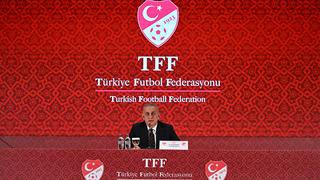 SON DAKİKA: Türkiye Futbol Federasyonu 43 antrenörü bahis nedeniyle PFDK'ye sevk etti! Aralarında ünlü isimler de var