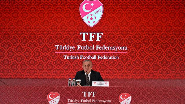 SON DAKİKA: Türkiye Futbol Federasyonu 43 antrenörü bahis nedeniyle PFDK'ye sevk etti! Aralarında ünlü isimler de var