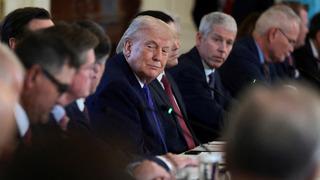 Son dakika: Trump'tan  İran iddiası: "Halk bazı şehirleri ele ge&ccedil;iriyor"