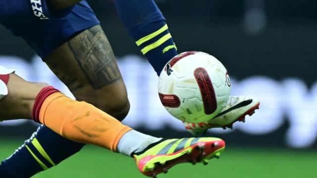 Galatasaray-Fenerbahçe finaline saatler kala çok büyük sürpriz! Yıldız isim geri döndü: İşte muhtemel 11'ler