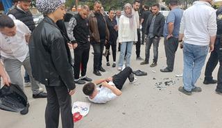 Otoparka d&ouml;nen otomobil ile motosiklet &ccedil;arpıştı: 1 yaralı