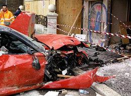 1.1 milyon TL'lik Ferrari çöpe döndü