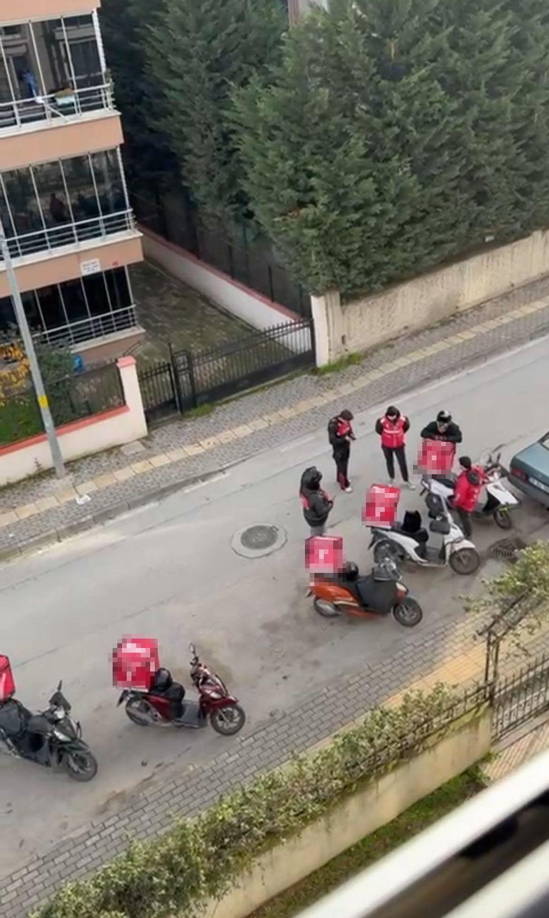 20 g&uuml;nd&uuml;r kabusu yaşıyor! Asılsız ihbarların ardı arkası kesilmedi: 400 den fazla yemek siparişi ve hatta hayat kadınları... 8