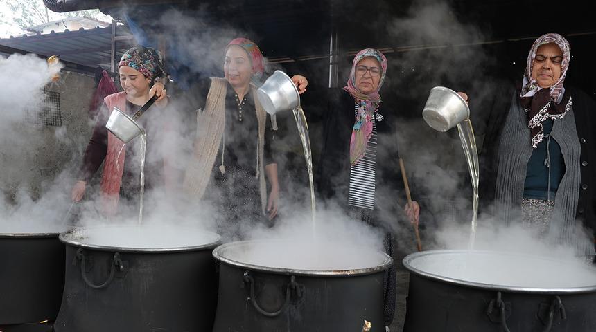 Para etmeyince kaynattılar! 300 TL'den satışta 'Talep bol' Tonlarca &uuml;retiliyor