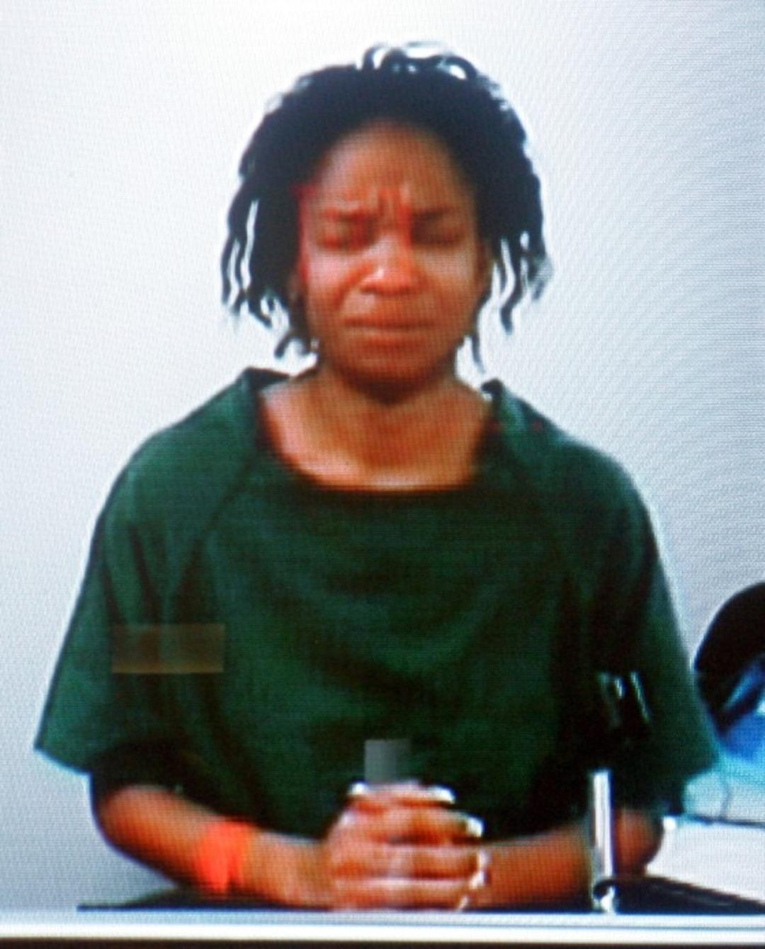 Kan donduran cinayet! Yeni doğan bebeğini mikrodalgada &ouml;ld&uuml;rd&uuml; 1