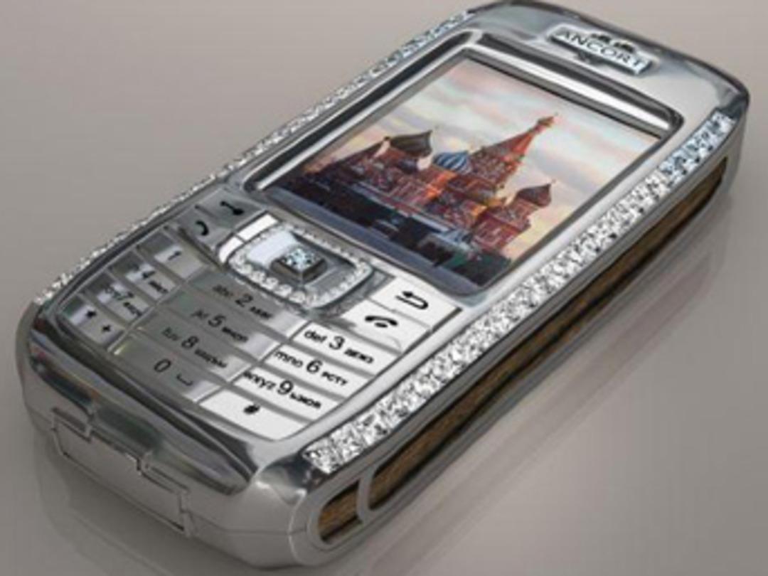 D&uuml;nyanın en pahalı telefonları