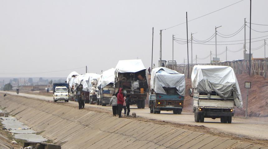 L&uuml;bnan, 500 binden fazla Suriyeli m&uuml;ltecinin &uuml;lkelerine d&ouml;nd&uuml;ğ&uuml;n&uuml; a&ccedil;ıkladı