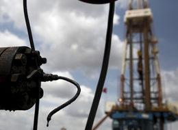 Petrol 64 doları aştı