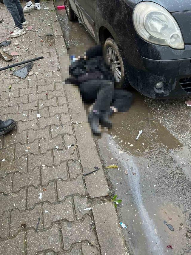 İzmir&rsquo;deki feci kazada ağır yaralanan yazar yaşam m&uuml;cadelesini kaybetti 1