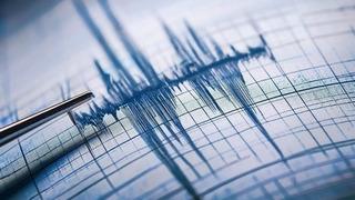 Endonezya'da 6,5 büyüklüğünde deprem