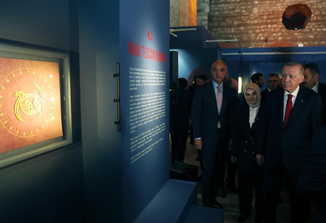 Cumhurbaşkanı Erdoğan, Hane İslam Eserleri Sergisi&rsquo;nin a&ccedil;ılışını yaptı 4