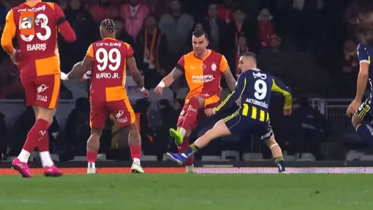 Süper Kupa da yer yerinden oynadı! Fenerbahçe penaltı bekledi, Galatasaray teknik heyeti çileden çıktı 2