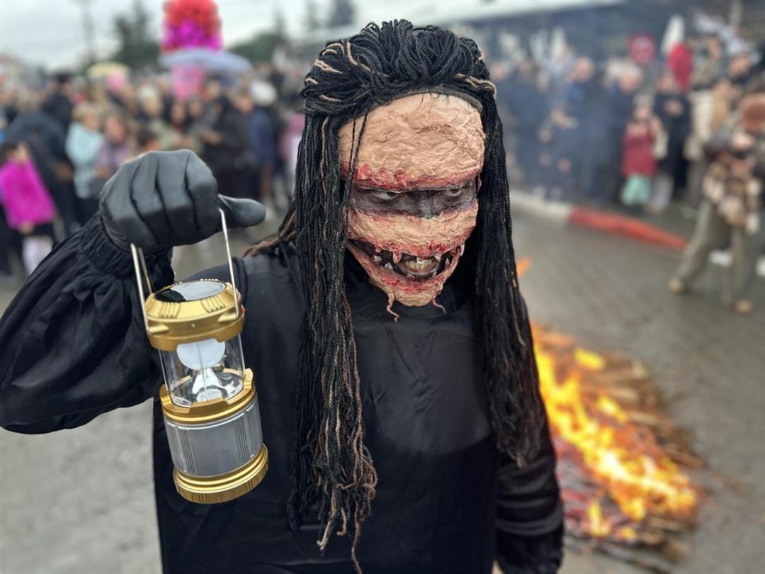 Hallowen değil Koleda! Renkli g&ouml;r&uuml;nt&uuml;lerin adresi Kırıkkale: Bin yıllık geleneği b&ouml;yle kutladılar 9