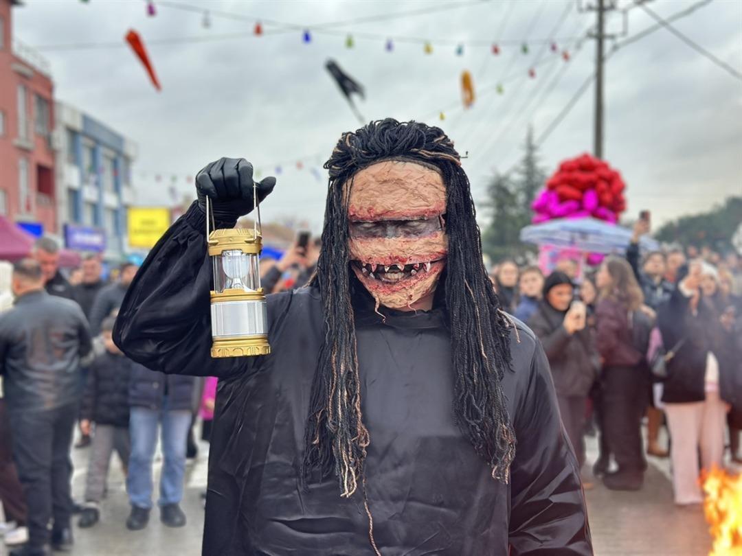 Hallowen değil Koleda! Renkli g&ouml;r&uuml;nt&uuml;lerin adresi Kırıkkale: Bin yıllık geleneği b&ouml;yle kutladılar 14