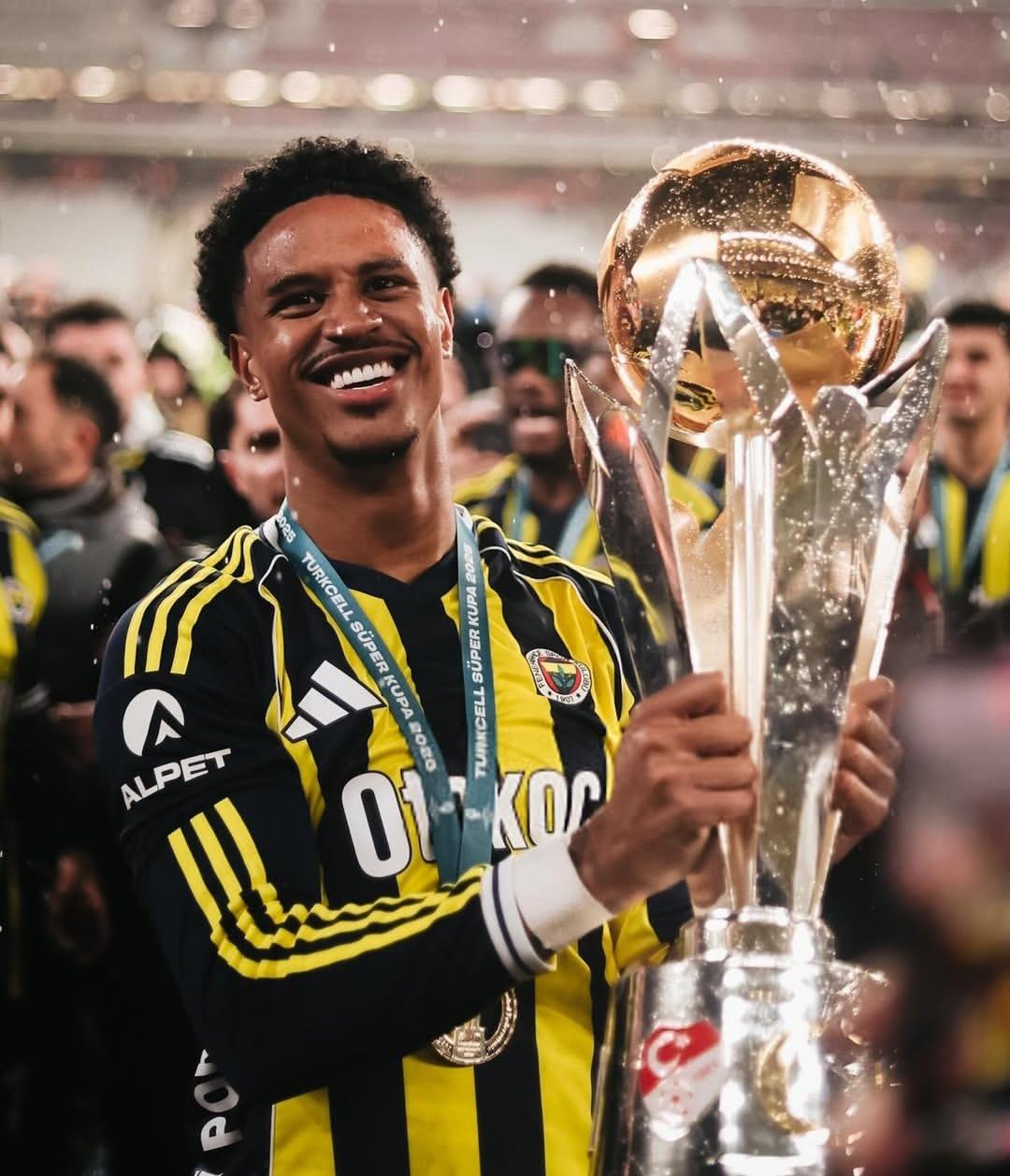 S&uuml;per Kupa sonrası Oosterwolde Icardi nin peşini bırakmadı! Gece yarısı durmadı yine paylaştı 4