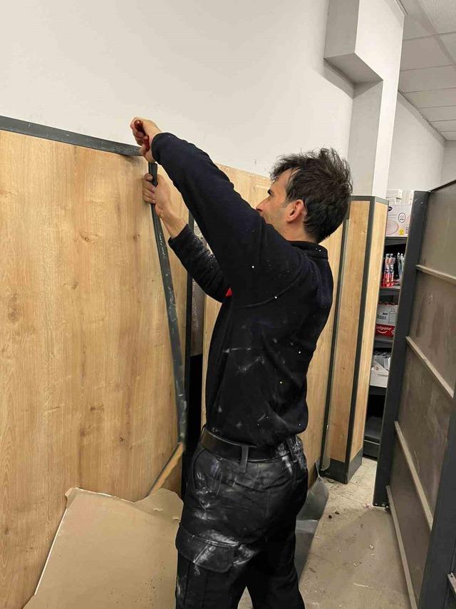 Havalandırma boşluğunda mahsur kalan kediyi itfaiye kurtardı 2