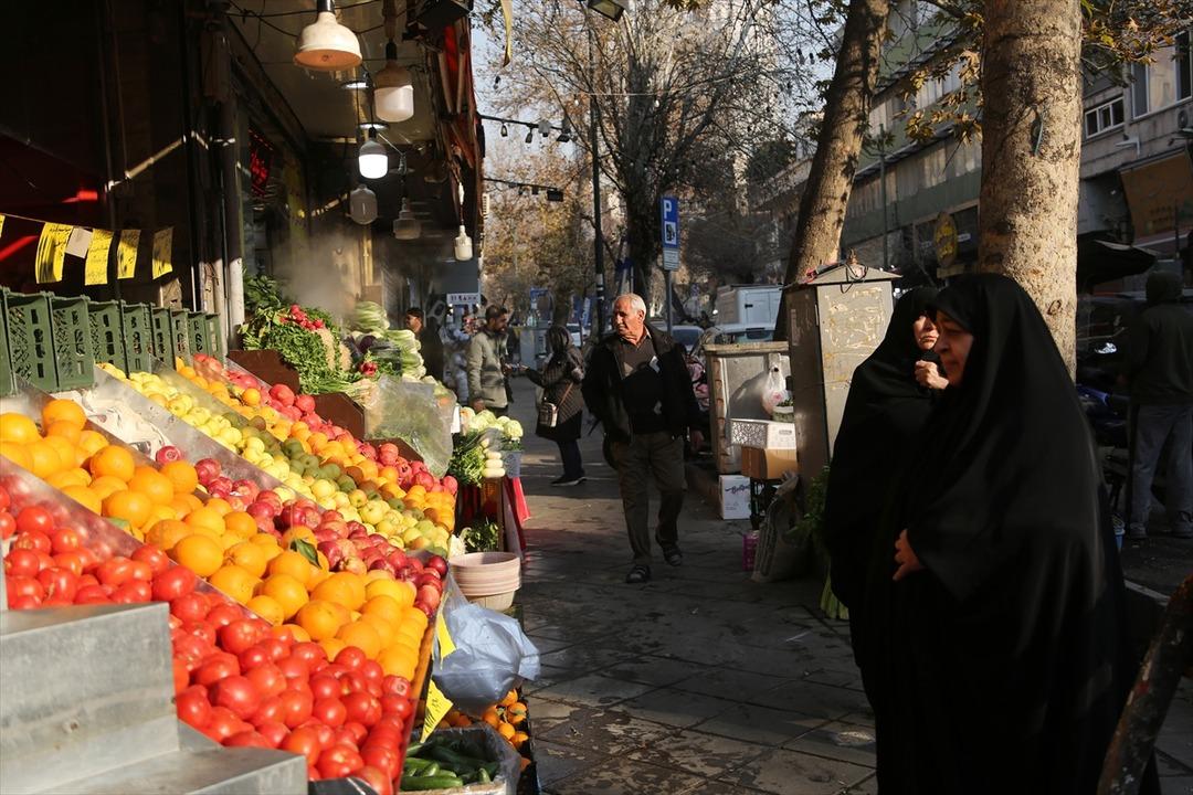 İran protestolarla kaynarken Rıza Pehlevi, Hamaney rejimine meydan okudu: “Sokakları terk etmeyin” 6
