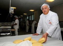 Güllüoğlu, 2015’i yatırım yılı ilan etti