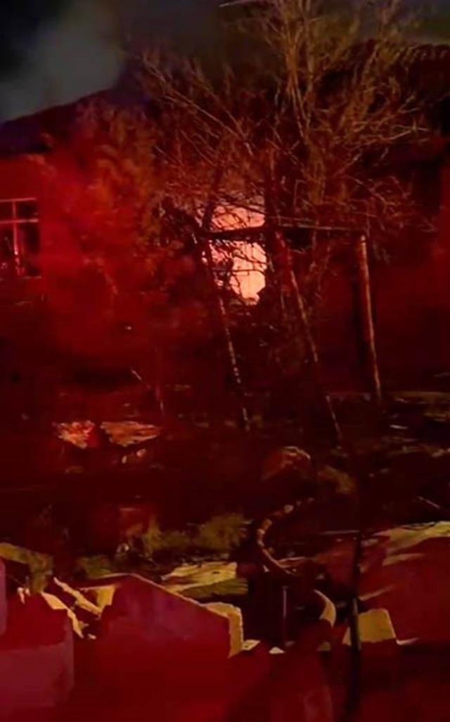 Karapınar&rsquo;da boş evde &ccedil;ıkan yangın korkuttu 1