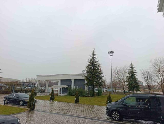 Afyonkarahisar’da beklenen kar yağışı başladı 1