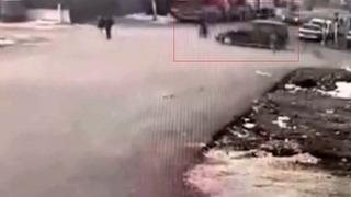 Gaziantep’te kaza: Hafif ticari araç motosiklete, motosiklet yayaya çarptı