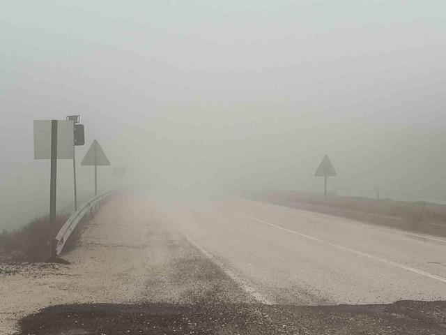 Hatay&rsquo;da y&uuml;ksek kesimlerde sis 3