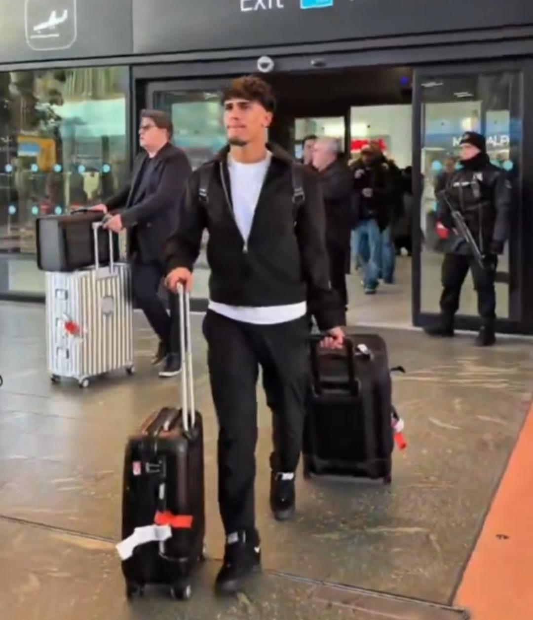 Can Armando G&uuml;ner de son dakika! Galatasaray istemişti!   Hastayım diye gitti teklif bile yok...   1