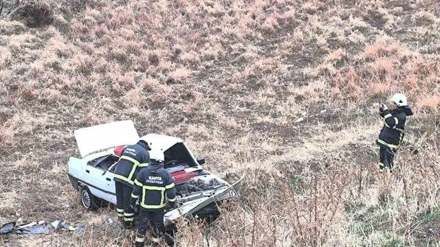 Adıyaman’da otomobil şarampole yuvarlandı: 3 yaralı