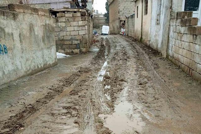 Araban’da vatandaşların çamur çilesi 2