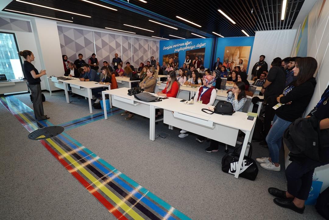 BTK Akademi den 18 yeni yapay zeka eğitimi! Bakan Uraloğlu:  Tamamen &uuml;cretsiz  4