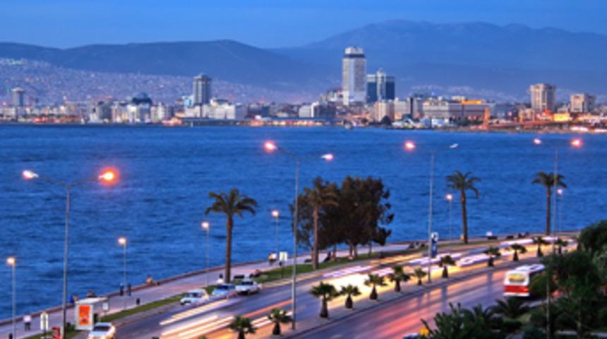 İzmir yatırımcının yüzünü güldürüyor