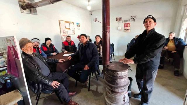 Çiftçiye aşılama çalışmaları, sulama yöntemleri ve desteklemeler anlatıldı