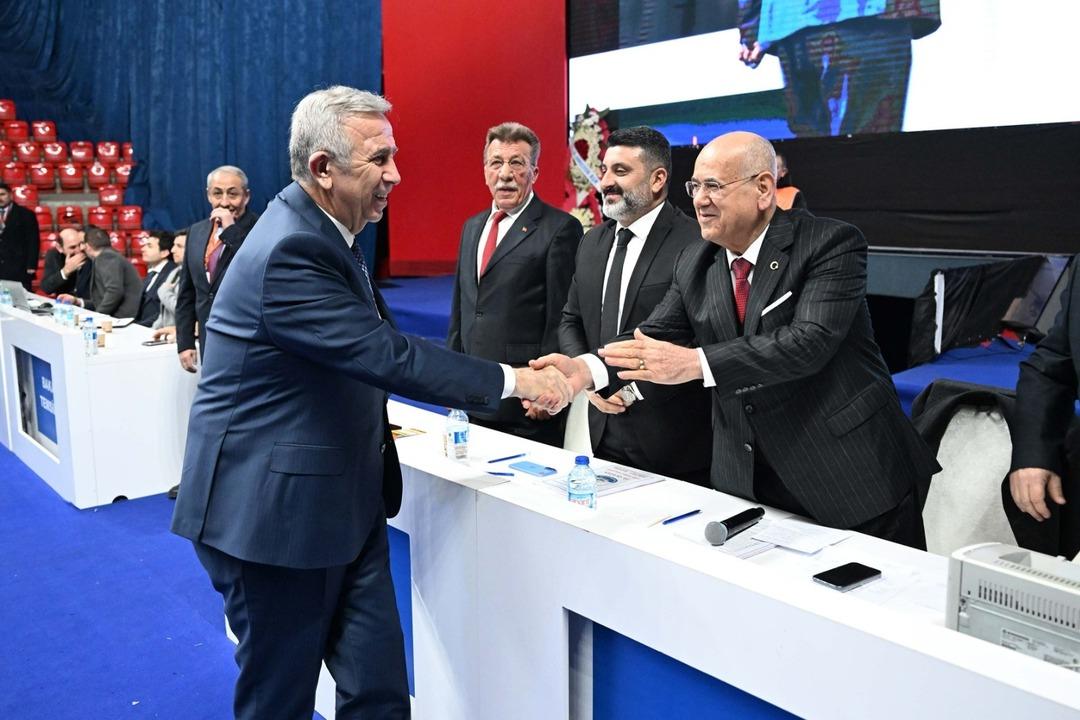 Mansur Yavaş, Ankara daki trafik sıkışıklığının nedenini a&ccedil;ıkladı! "Başka hi&ccedil;bir işe yaramıyorlar" 3