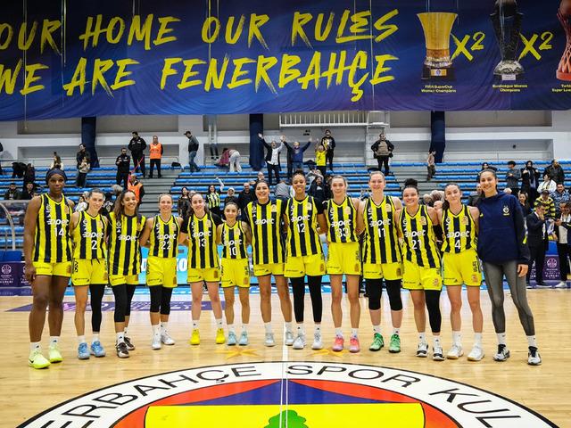 Fenerbah&ccedil;e, basketbolda Galatasaray'ı yenerek şampiyon oldu!