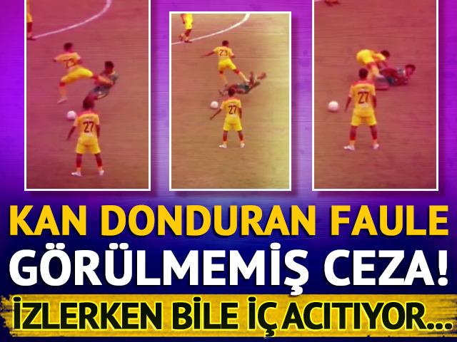Futbol sahalarında vahşet! Rakibine "&ouml;ld&uuml;r&uuml;c&uuml;" u&ccedil;an tekme attı, hayatı bitti