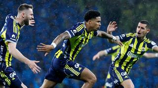 Son dakika: Fenerbah&ccedil;e'de kupa zaferi sonrası sakatlık!
