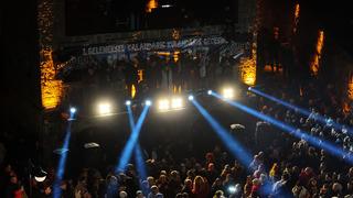 Karadeniz'in yeni yıl geleneği Kalandar kutlandı! Halk kemençe eşliğine horon oynadı