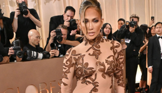 Belden aşağısı da iddialı! Transparan tarzı beğenilmedi