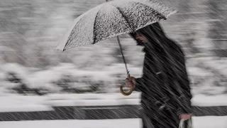 Son dakika: T&uuml;rkiye donacak: Kar, yağmur, fırtına! AKOM'dan İstanbul i&ccedil;in yeni uyarı geldi