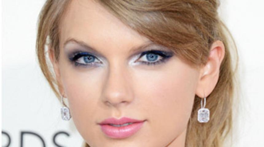 Tyler Swift Apple'ı dize getirdi