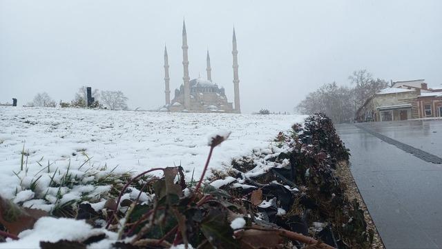 Edirne&rsquo;nin bazı il&ccedil;elerinde taşımalı eğitime 1 g&uuml;n ara verildi 2