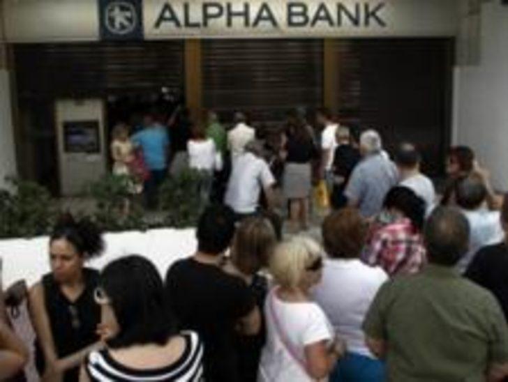 Yunanistan'da bankalar bugün kapalı