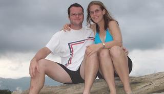 100 sterlin 5 yılda milyoner etti: 35 yaşında emekli oldular!