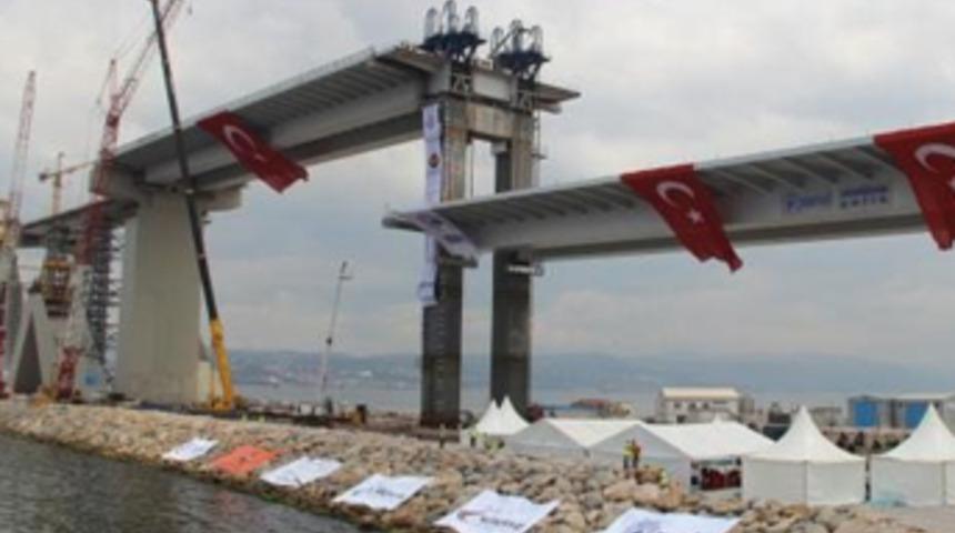 Körfez Köprüsü’nde 2 bin 600 tonluk rekor tabliye operasyonu