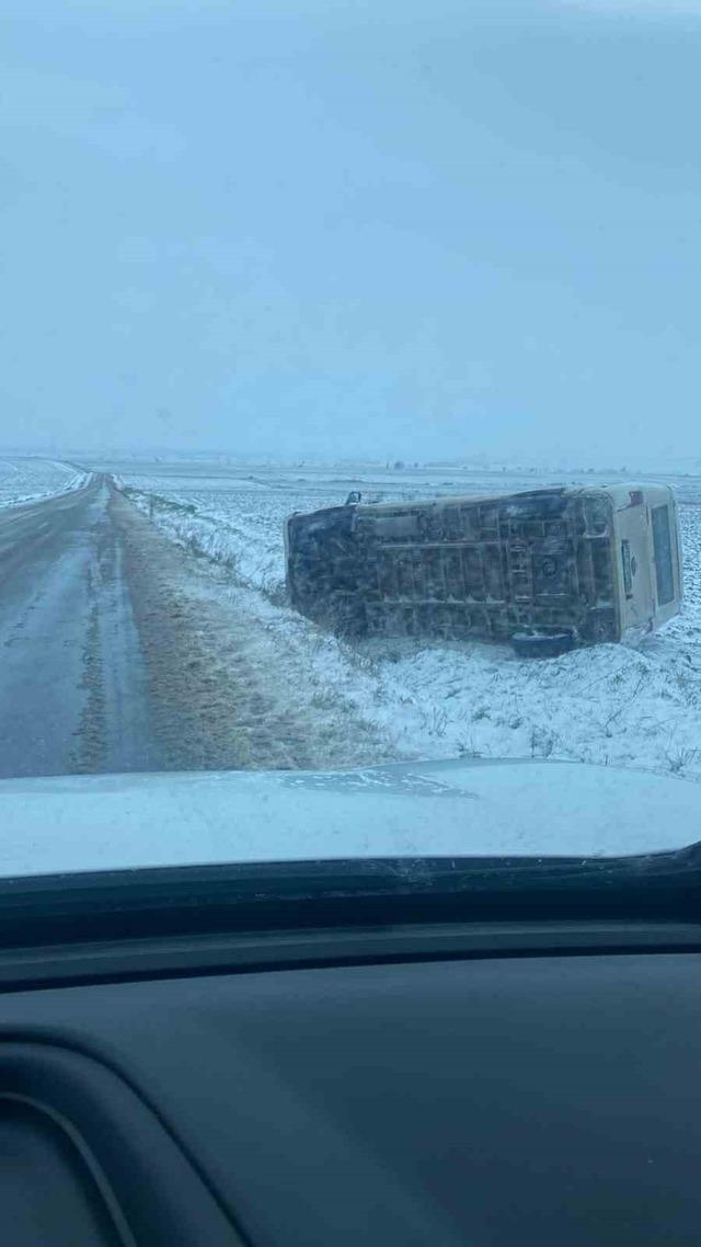 Edirne’de minibüs kazası: 1 yaralı 2
