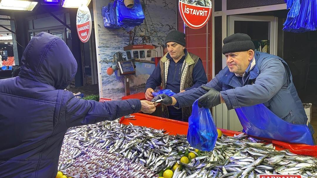 Hamsiden başka bilmiyoruz Fiyatlar artınca Yenecek tek balık tavsiyesi geldi 2