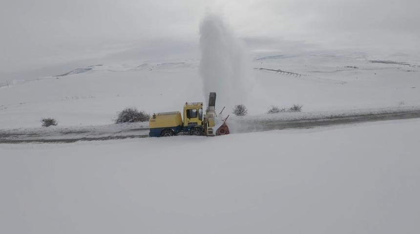Erzincan&rsquo;da 51 k&ouml;y yolu ulaşıma kapandı