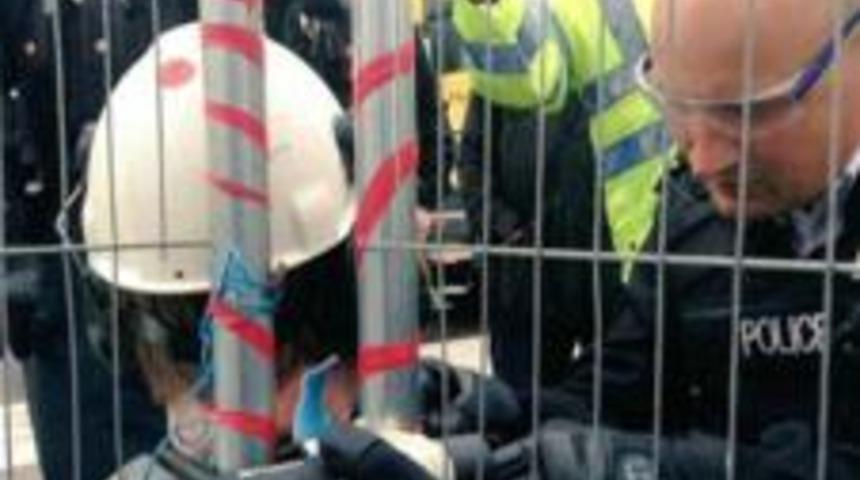 Londra Heathrow Havaalanı'nda yeni pist protestosu