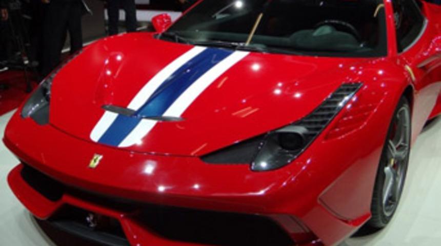 Ferrari otomobillerini geri çağırdı