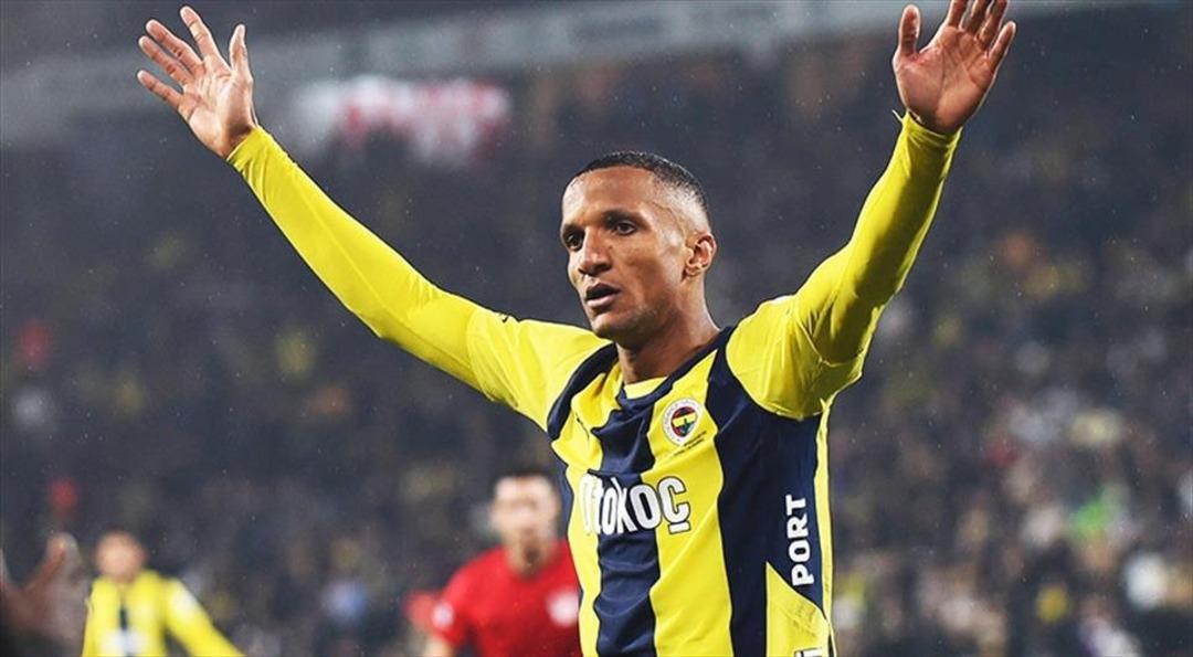 Emre Bel&ouml;zoğlu İrfan Can Kahveci den sonra Fenerbah&ccedil;e den o ismi de istedi! 1